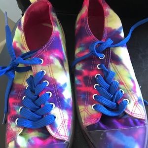 Colorful tennis shoes